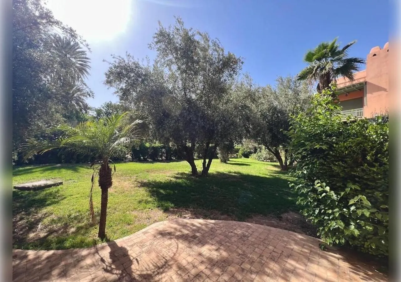Ehden Properties - Appt Charmant Au Coeur De La Magnifique Palmeraie 马拉喀什 公寓